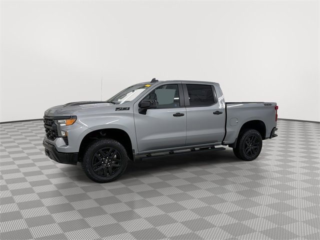 Certified 2025 Chevrolet Silverado 1500 Custom Trail Boss w/ Dark Appearance Package image 5