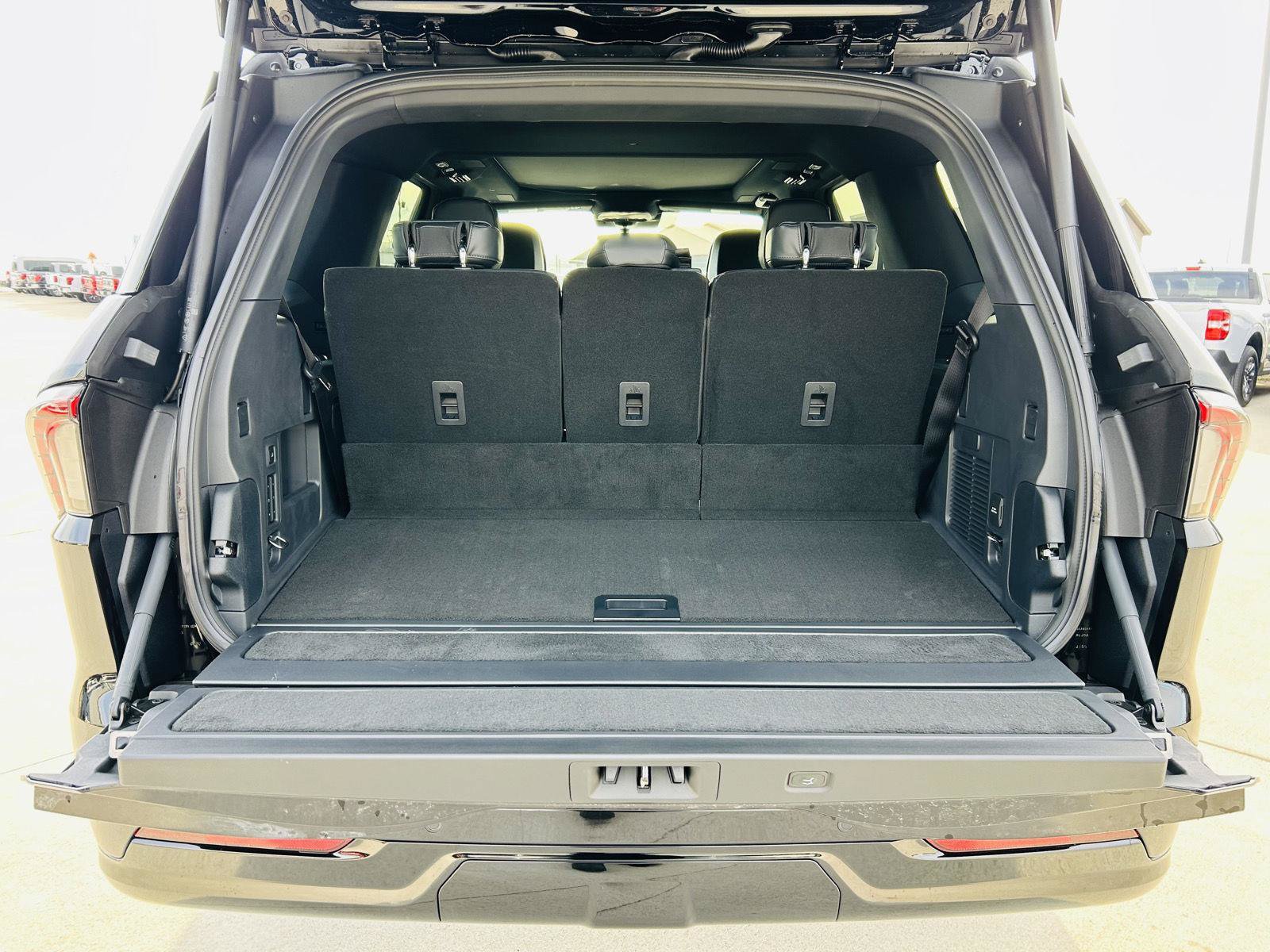 New 2026 Lincoln Navigator Reserve w/ Jet Appearance Package AWD/4WD image 43
