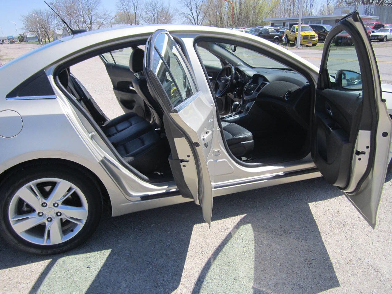 Used 2014 Chevrolet Cruze Diesel FWD image 13