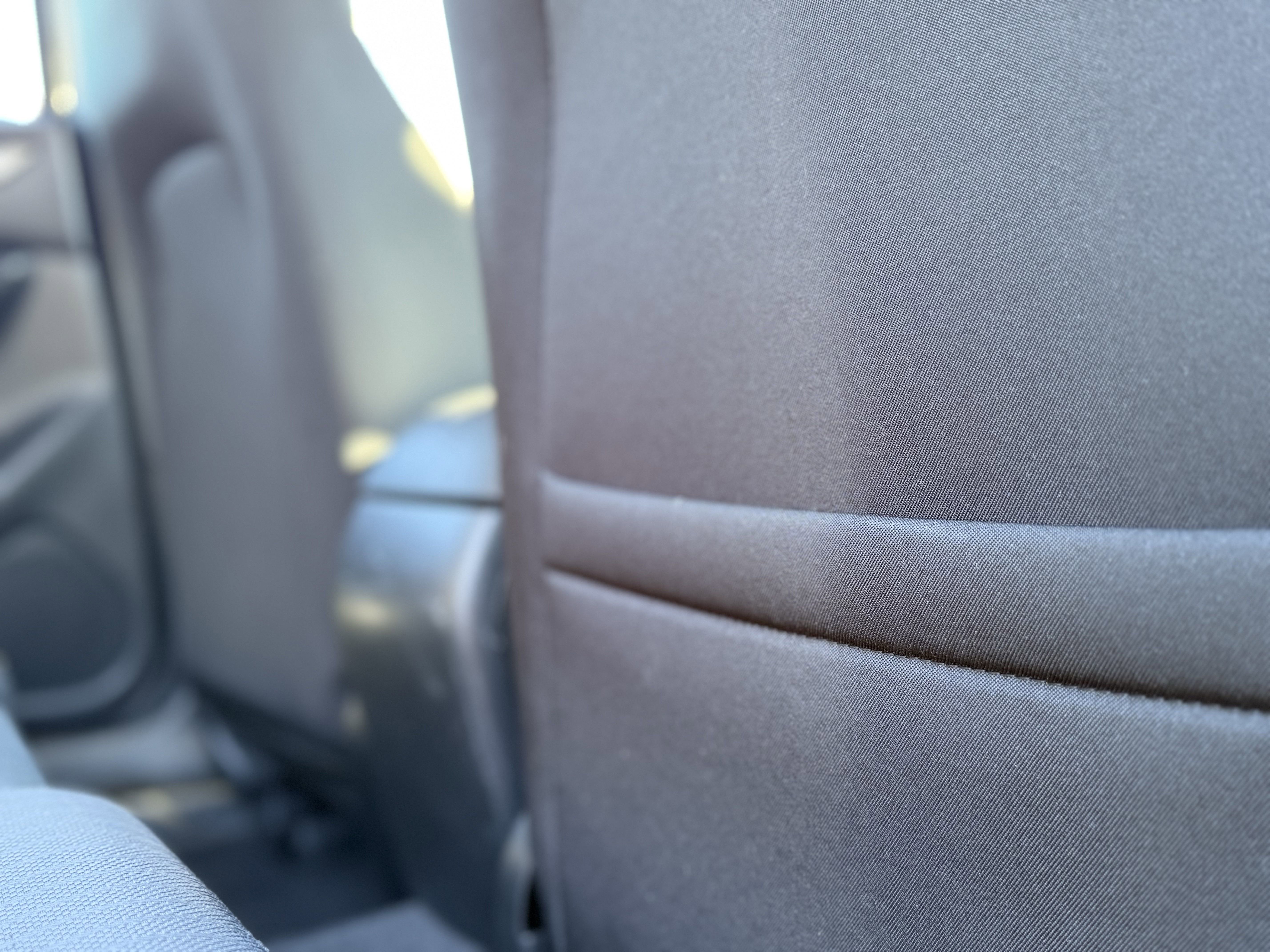 Used 2014 MAZDA MAZDA3 i Sport image 31