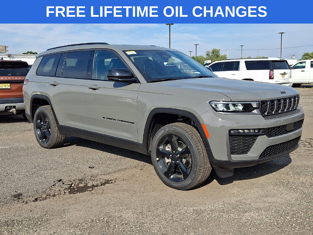 New 2027 Jeep Grand Cherokee L Limited AWD/4WD image 1