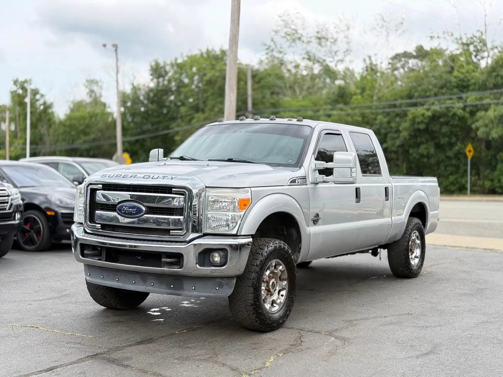 Used 2013 Ford F250 XLT w/ FX4 4X4 Off-Road Pkg image 2