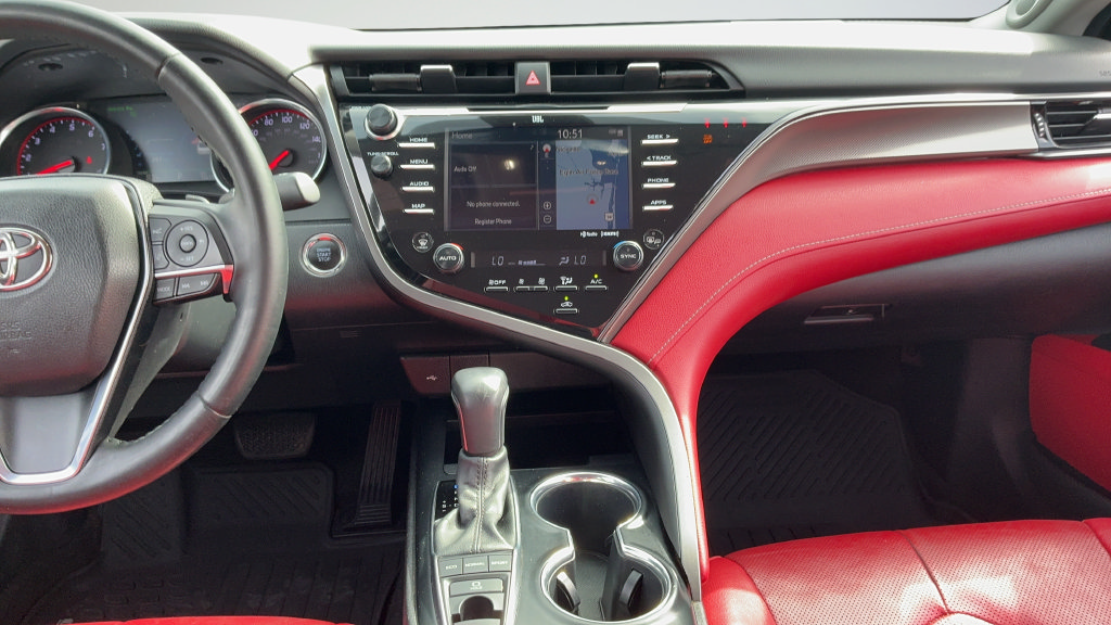 Used 2020 Toyota Camry XSE w/ Driver Assist Package FWD image 9