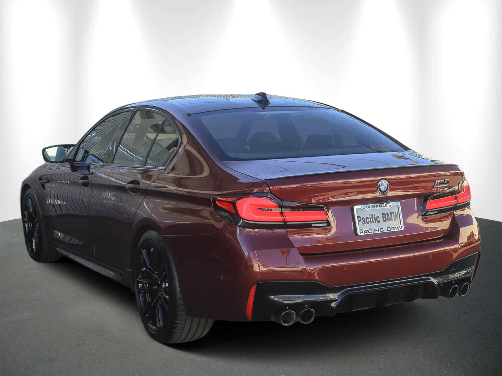Used 2023 BMW M5 w/ Competition Package image 4