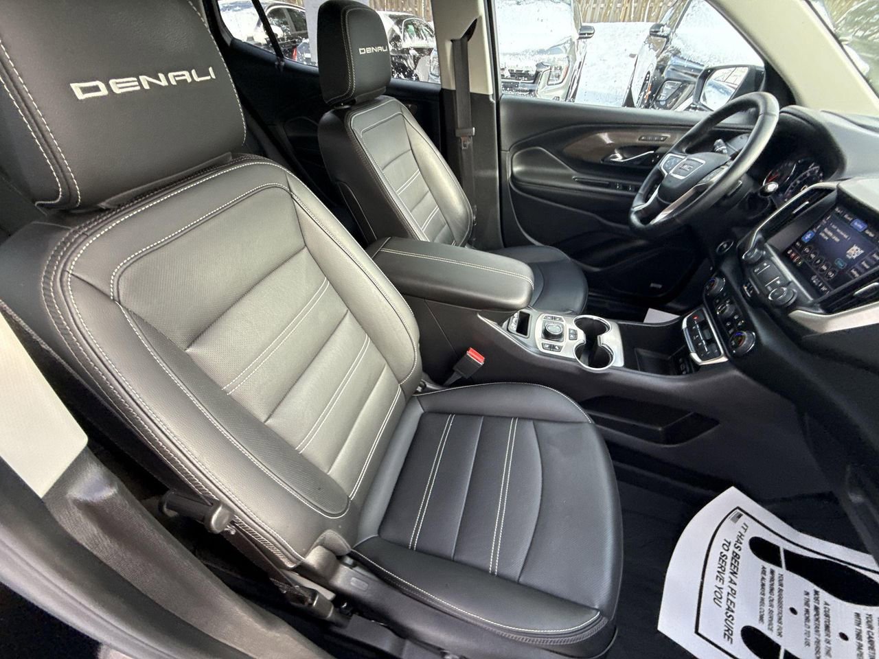 Used 2023 GMC Terrain Denali w/ Denali Premium Package image 34