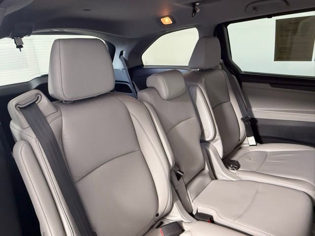 Used 2023 Honda Odyssey EX-L image 44