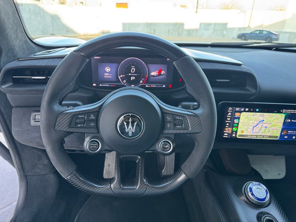 Used 2022 Maserati MC20 Coupe image 16