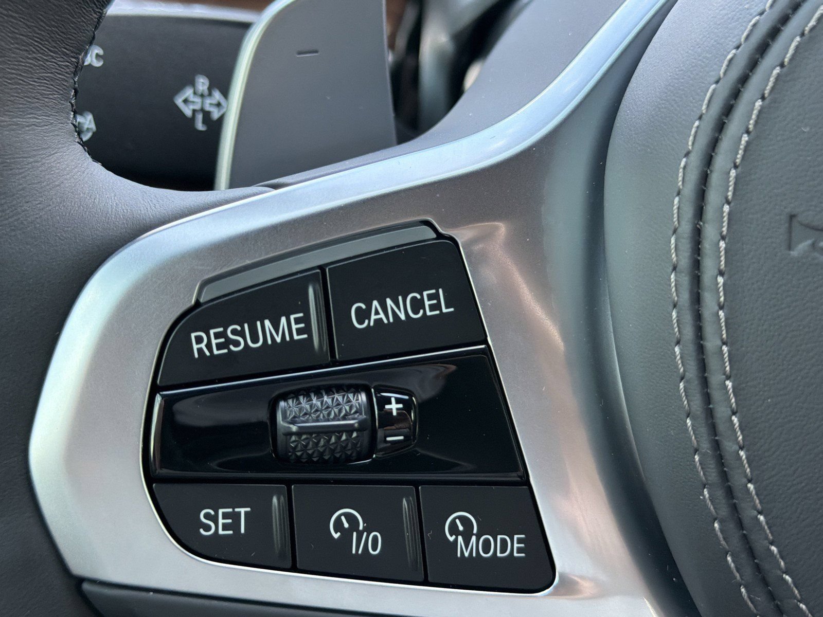 New 2027 BMW X6 xDrive40i AWD/4WD image 32
