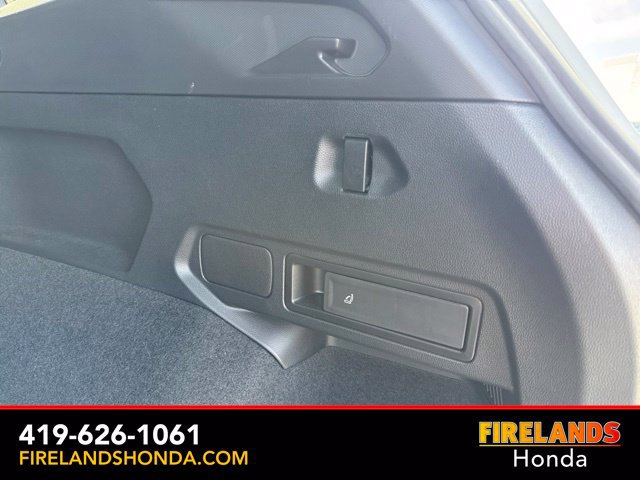 Used 2022 Volkswagen Tiguan SE R-Line AWD/4WD image 24