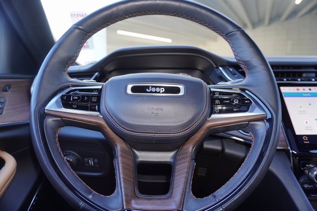 Used 2022 Jeep Grand Cherokee Summit w/ Adv Protech Group IV image 24