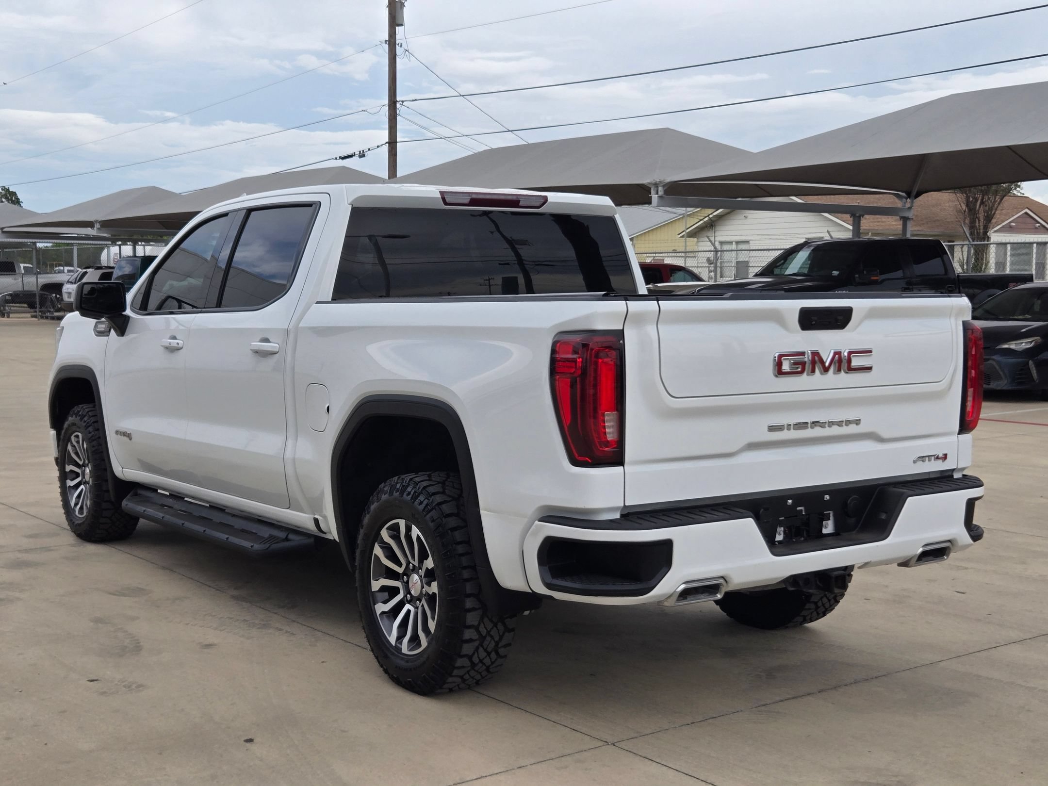 Certified 2022 GMC Sierra 1500 AT4 AWD/4WD image 5