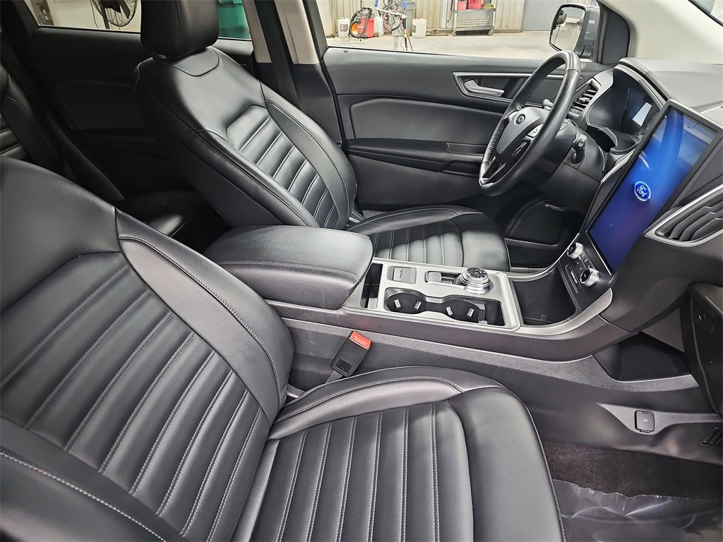 Used 2024 Ford Edge SEL image 10
