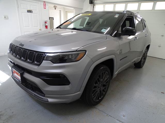 Certified 2023 Jeep Compass High Altitude w/ Driver Assist Group I AWD/4WD image 20