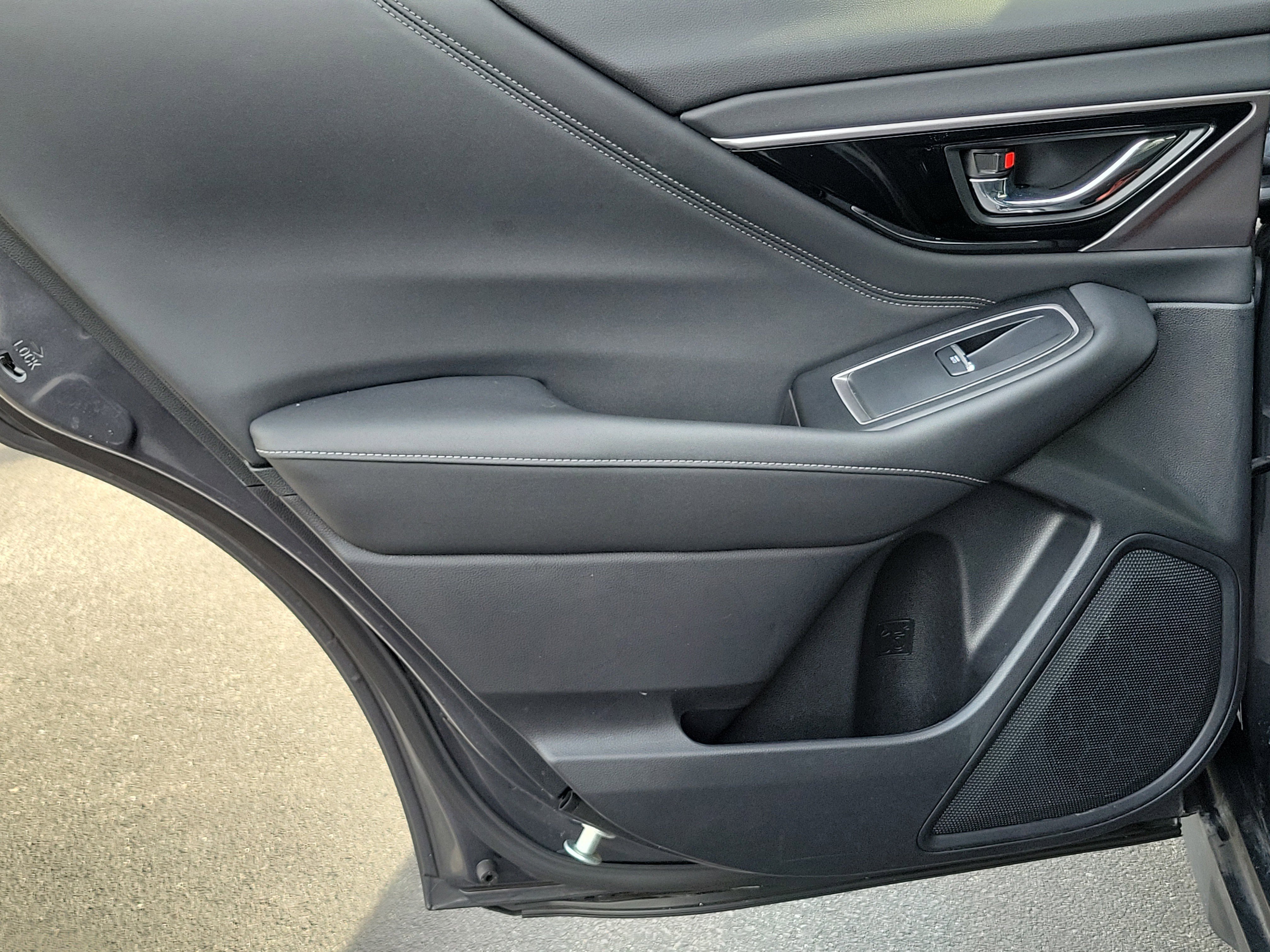 Used 2023 Subaru Outback Touring XT image 16