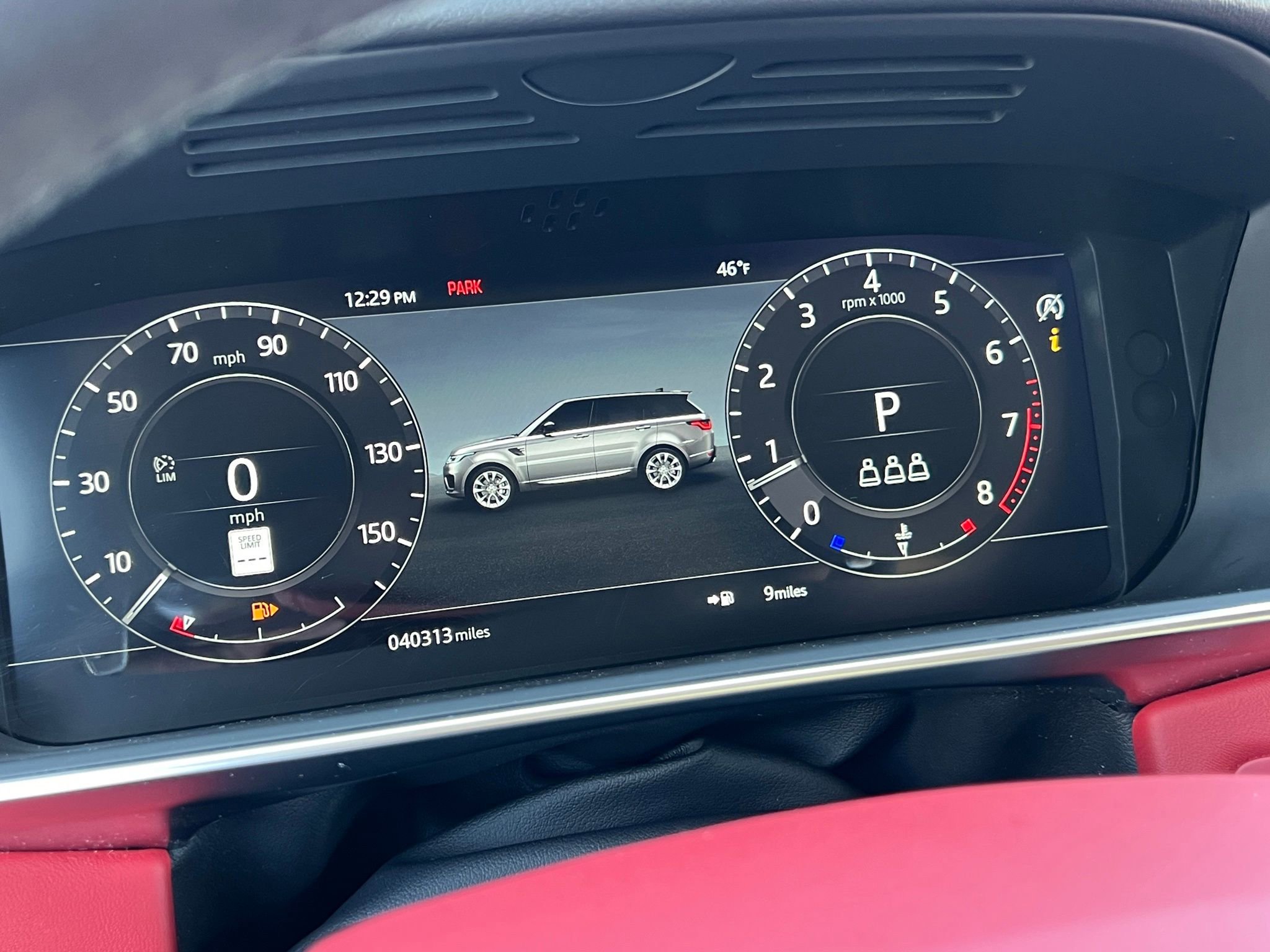 Used 2020 Land Rover Range Rover Sport HST image 26