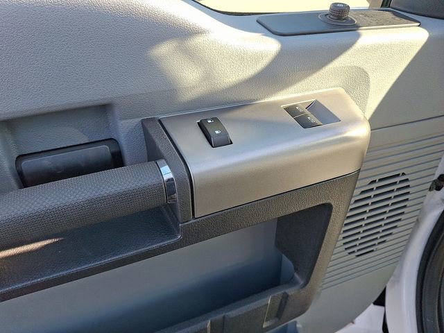 Used 2023 Ford F650 2WD Regular Cab Super Duty image 11
