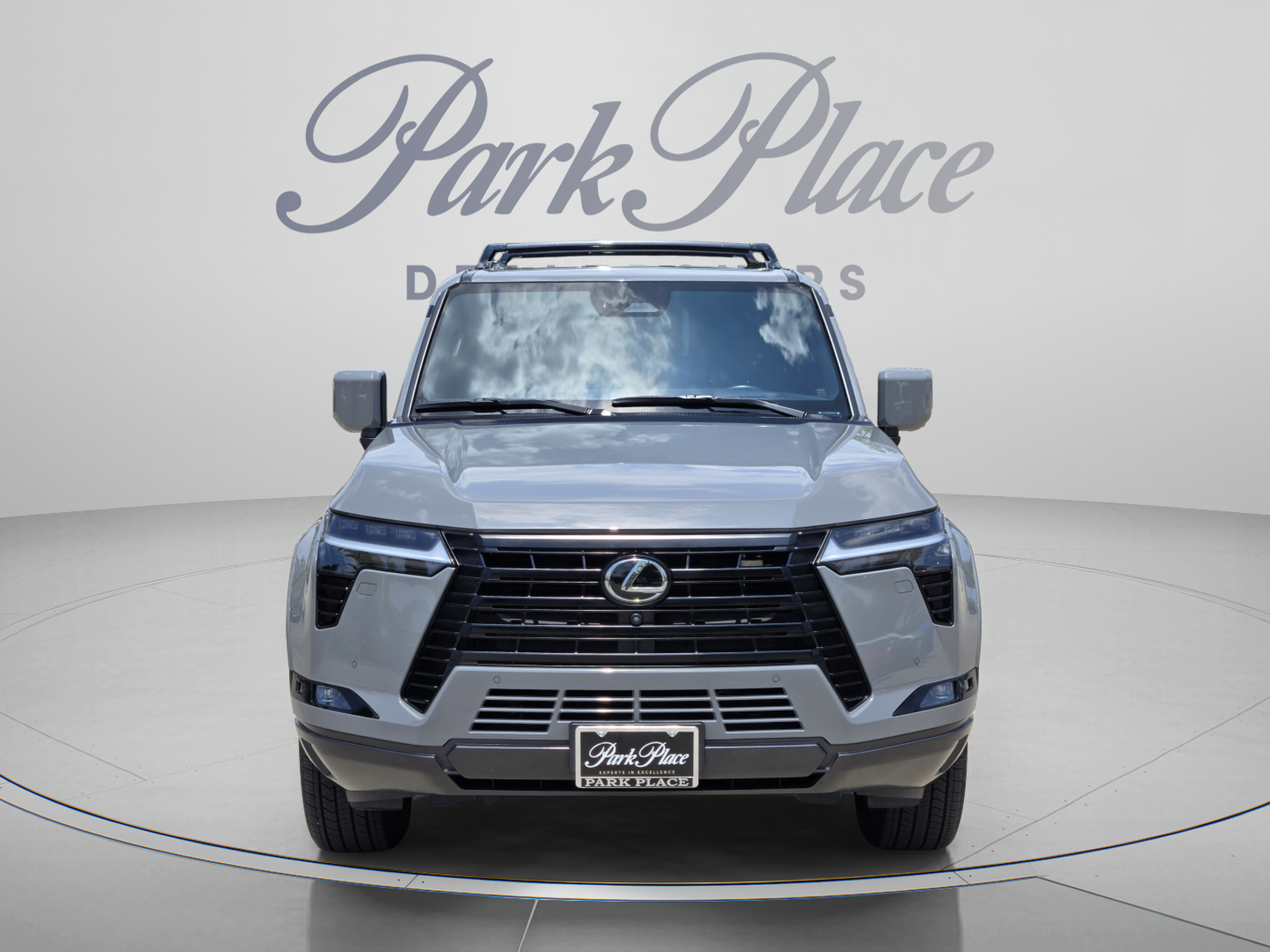 Used 2024 Lexus GX 550 w/ Cold Area Package AWD/4WD image 8