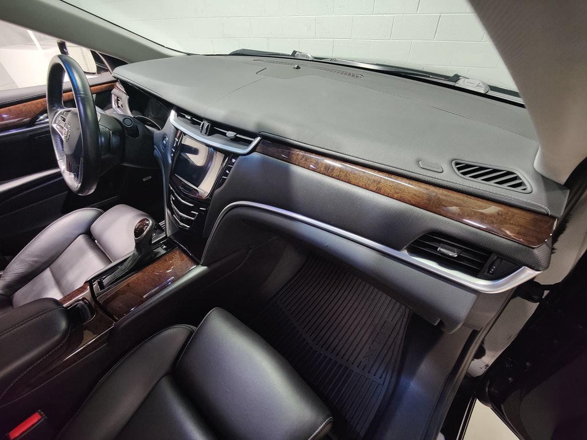 Used 2013 Cadillac XTS Luxury w/ Driver Awareness Package AWD/4WD image 14