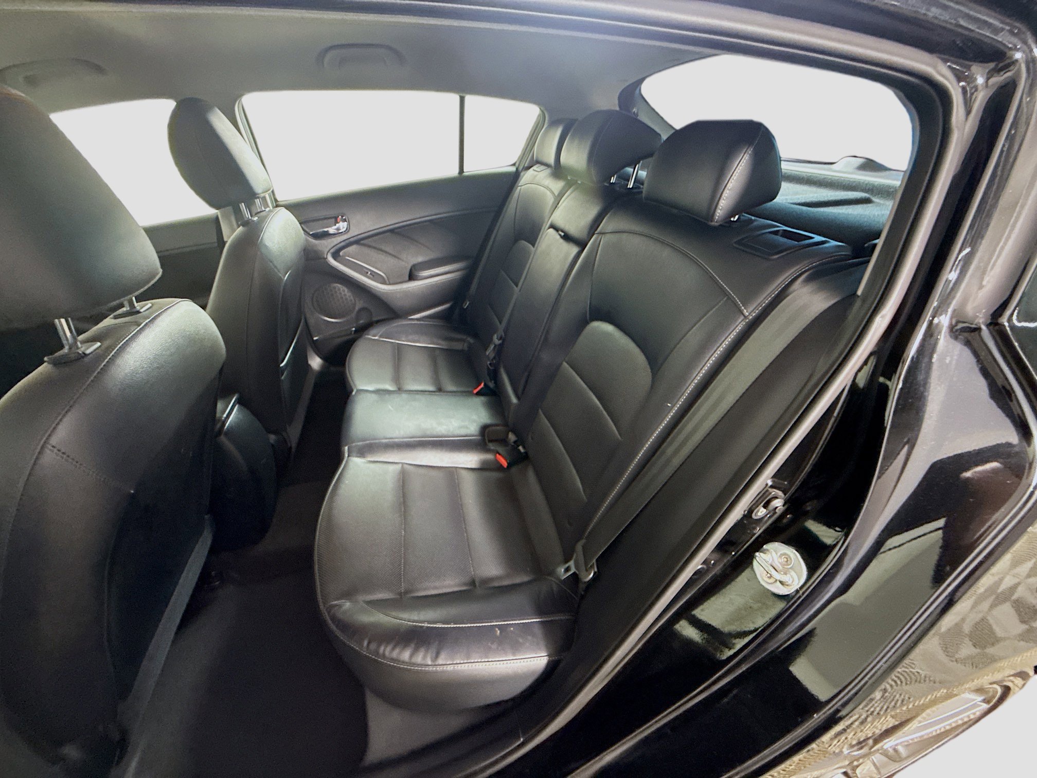 Used 2017 Kia Forte EX image 25