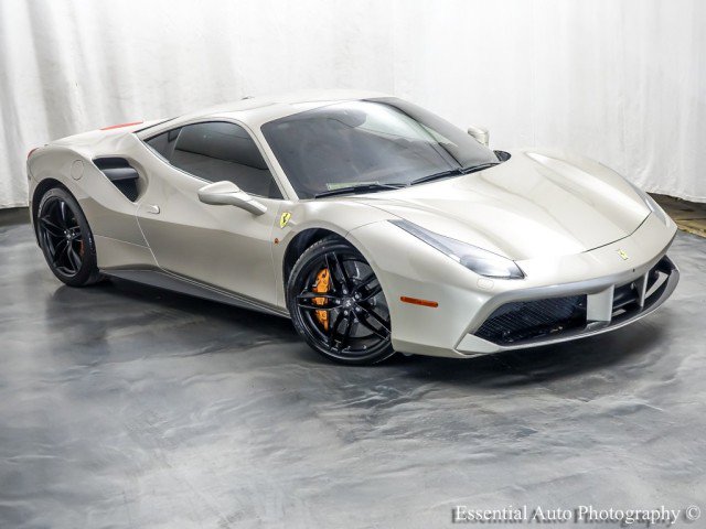 Used 2016 Ferrari 488 GTB RWD image 5