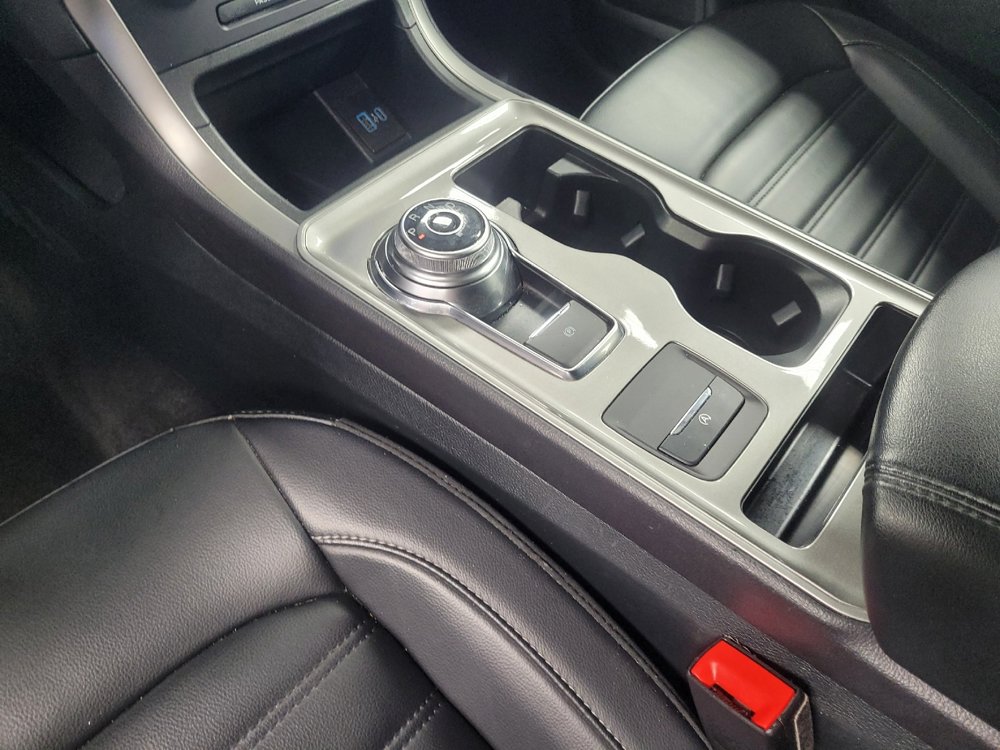 Used 2024 Ford Edge SEL image 26