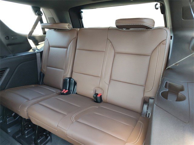 Used 2024 Chevrolet Tahoe High Country image 18