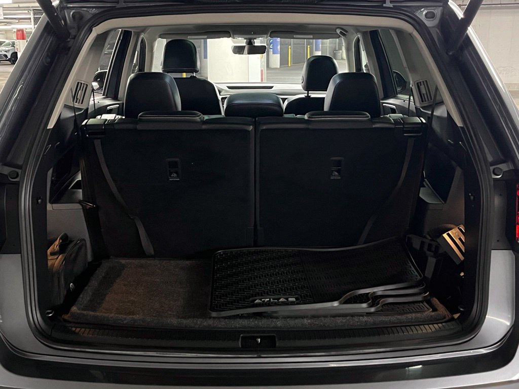 Used 2023 Volkswagen Atlas SE w/ Panoramic Sunroof Package FWD image 39