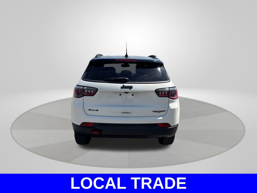 Used 2017 Jeep Compass Trailhawk w/ Navigation Group AWD/4WD image 16