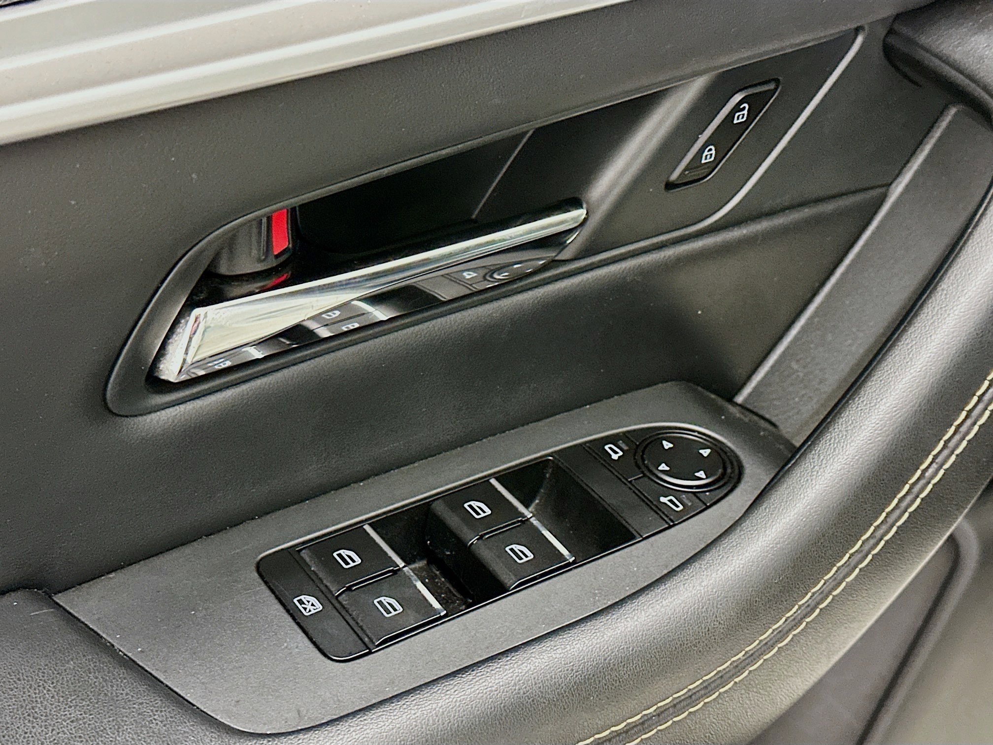 Used 2024 MAZDA CX-90 3.3 Turbo w/ Preferred Package image 15