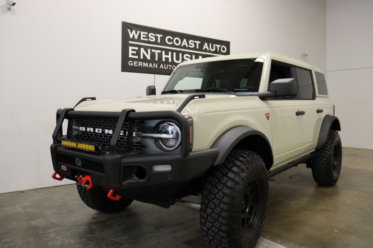 Used 2026 Ford Bronco Badlands AWD/4WD image 9