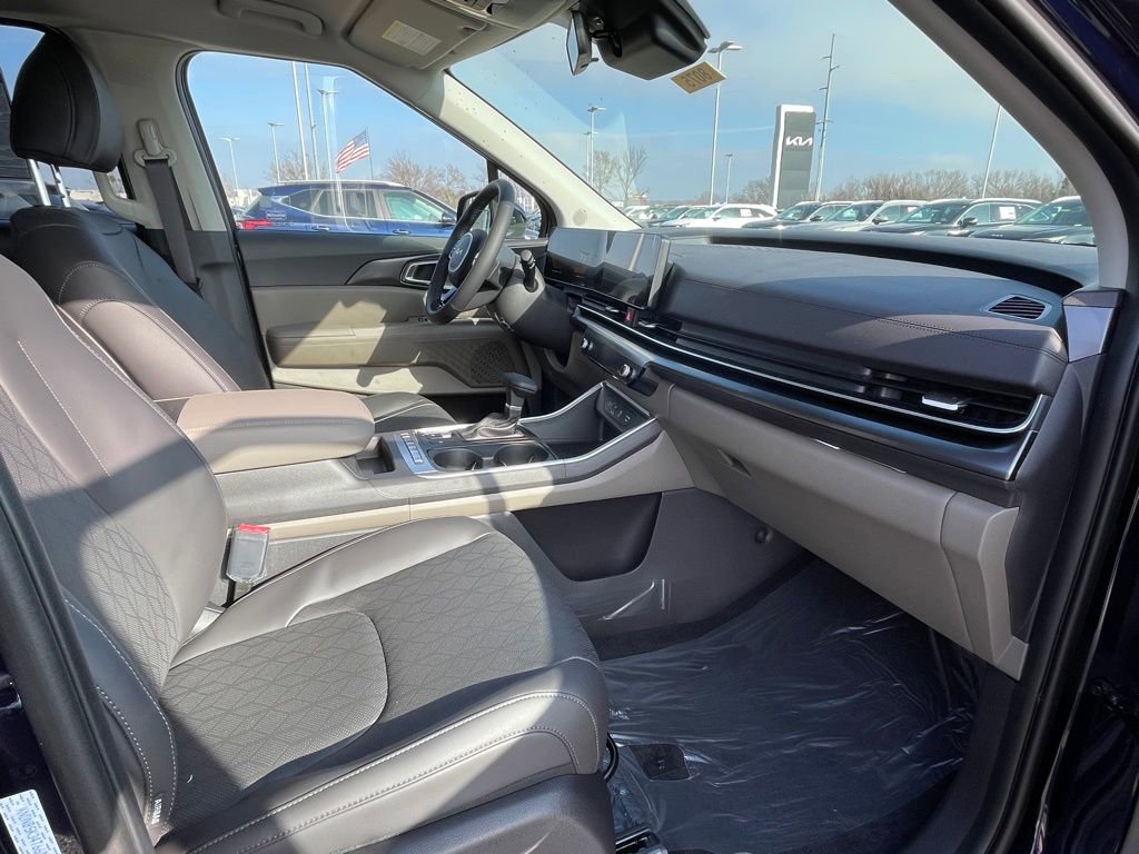 New 2026 Kia Carnival image 30
