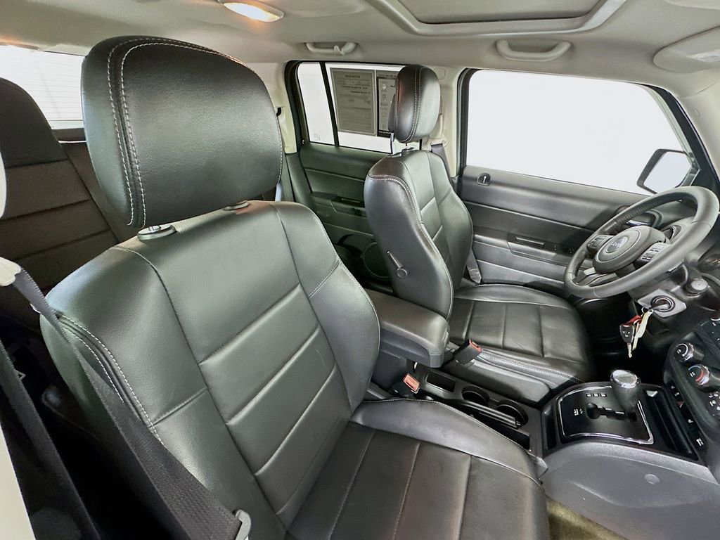 Used 2015 Jeep Patriot High Altitude image 25