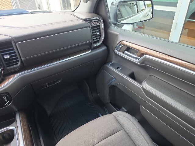 Certified 2024 Chevrolet Silverado 1500 LT Trail Boss w/ Dark Appearance Package AWD/4WD image 14