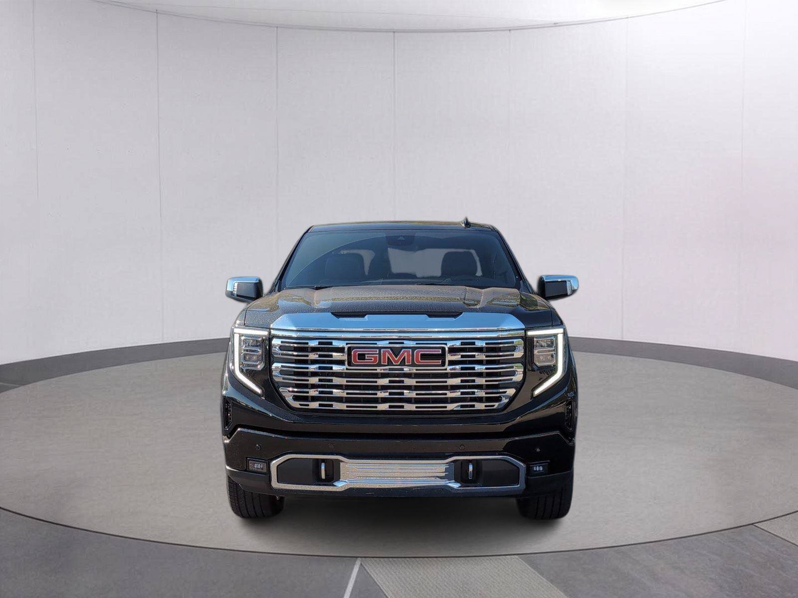 New 2026 GMC Sierra 1500 Denali w/ Denali Reserve Package AWD/4WD image 8