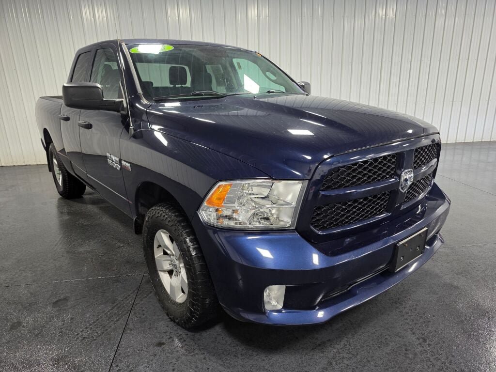 Used 2018 RAM 1500 Express AWD/4WD image 2