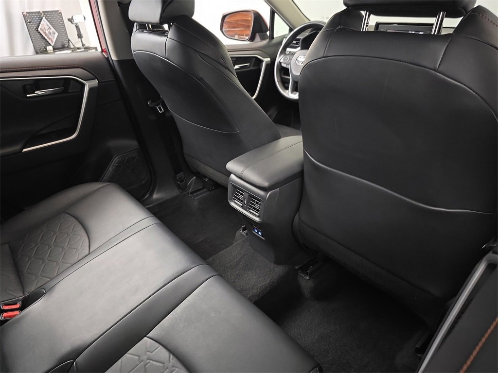 Used 2022 Toyota RAV4 Adventure image 14