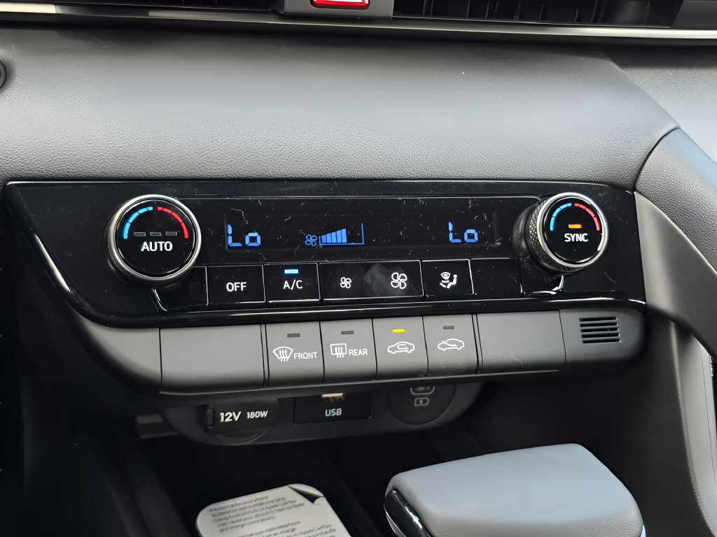 New 2026 Hyundai Elantra Sport FWD image 20