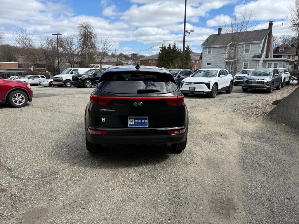Used 2018 Kia Sportage LX image 4