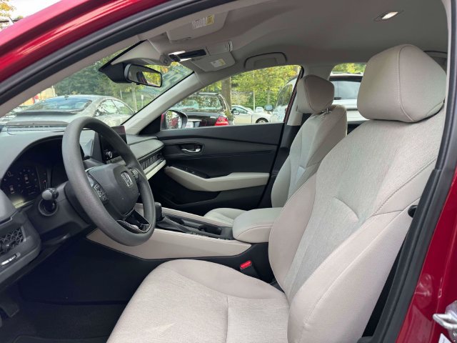 Used 2023 Honda Accord LX image 18