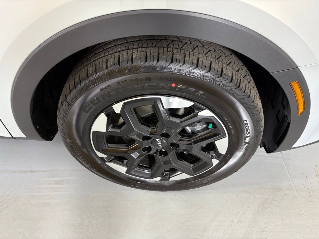 New 2026 Kia Sorento S w/ S Panoramic Sunroof Package image 13