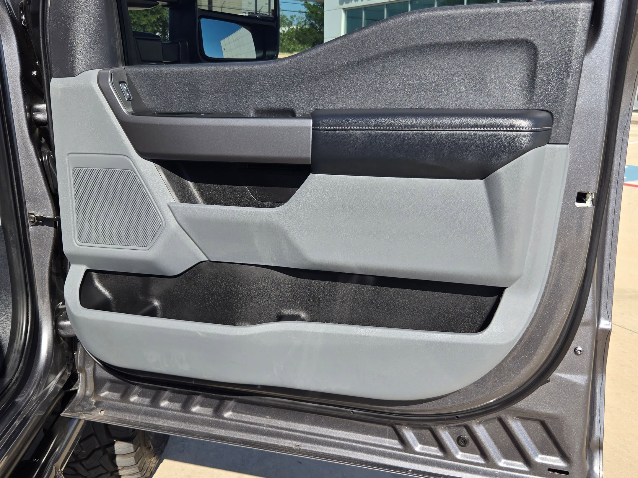 Used 2024 Ford F350 XLT AWD/4WD image 22