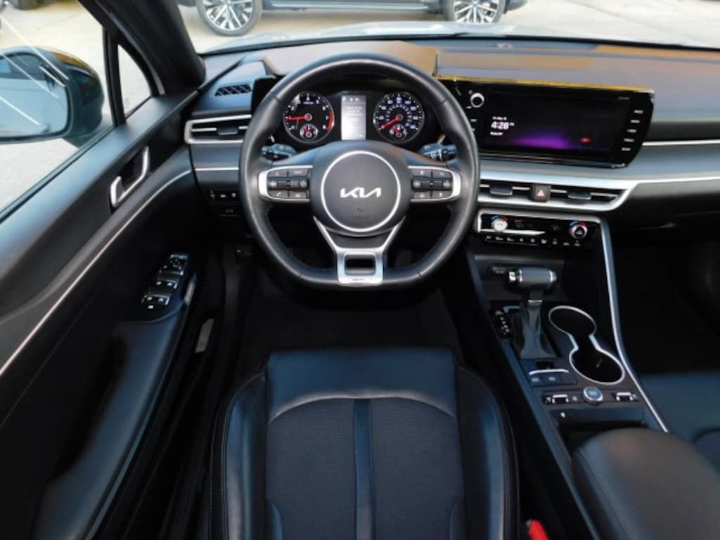 Used 2023 Kia K5 GT-Line w/ GT-Line Premium Package image 3