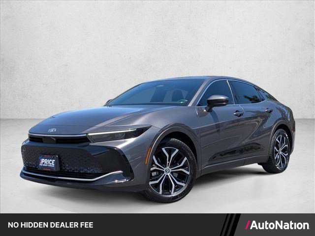 Used 2023 Toyota Crown AWD/4WD video 1
