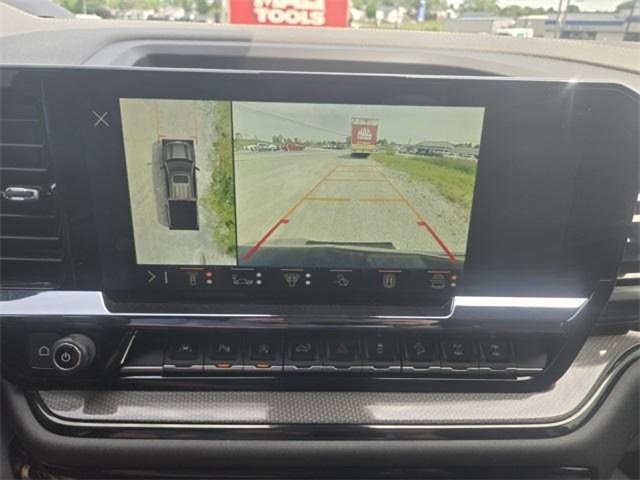 Used 2024 Chevrolet Silverado 1500 ZR2 image 30