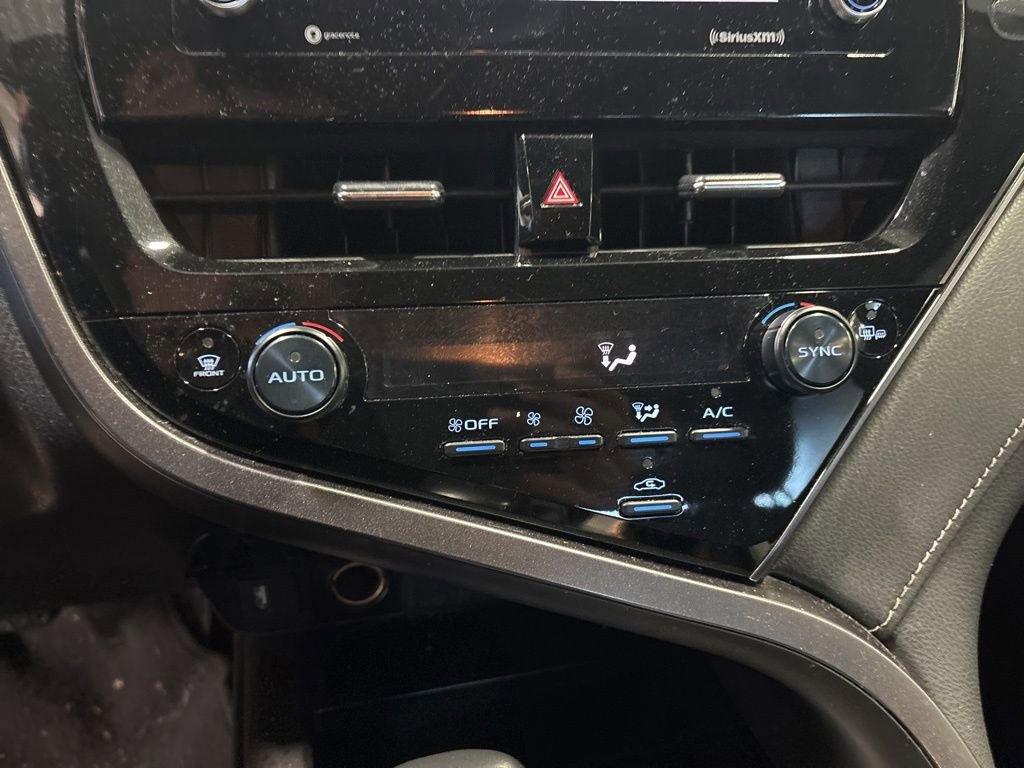 Used 2023 Toyota Camry SE image 17