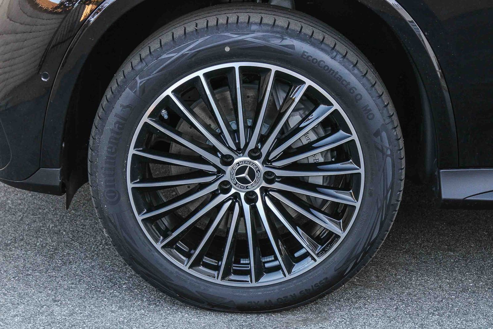 New 2026 Mercedes-Benz GLC 300 4MATIC image 11