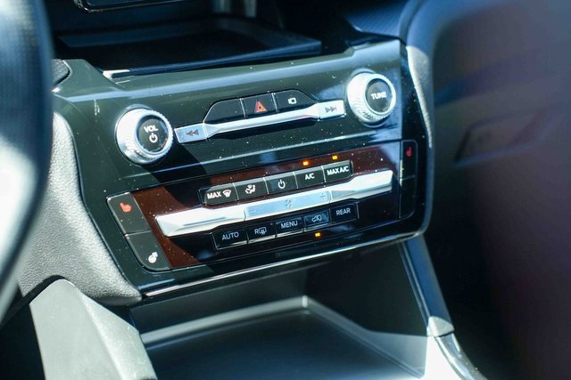 Used 2022 Ford Explorer ST-Line image 28