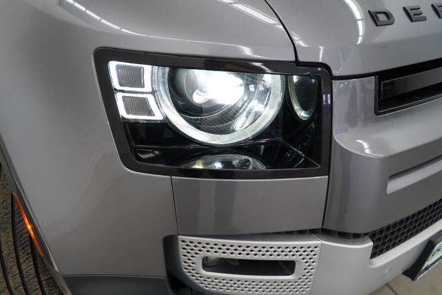 Used 2024 Land Rover Defender 110 S image 4
