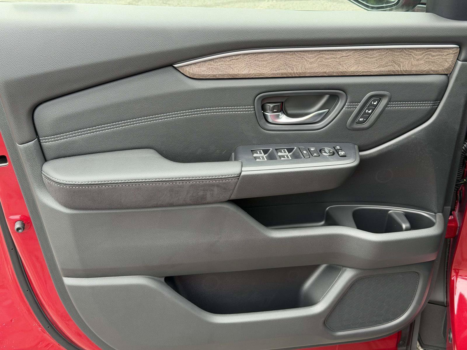 New 2026 Honda Pilot Elite image 6