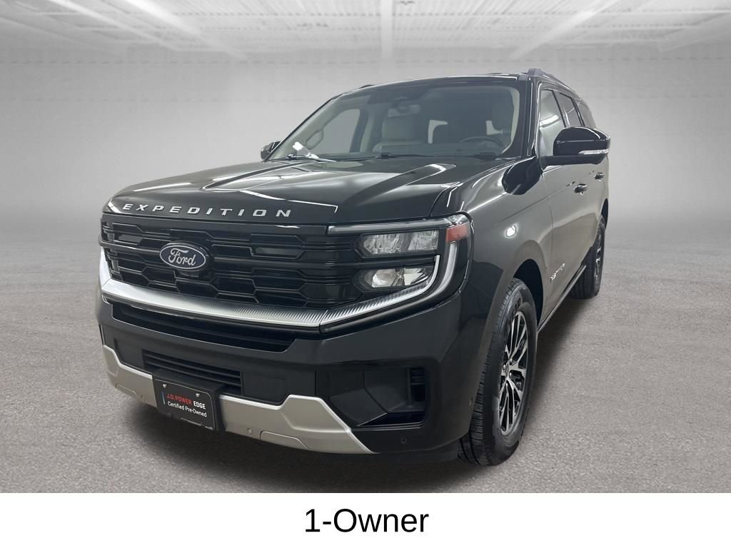 Used 2025 Ford Expedition Platinum image 7